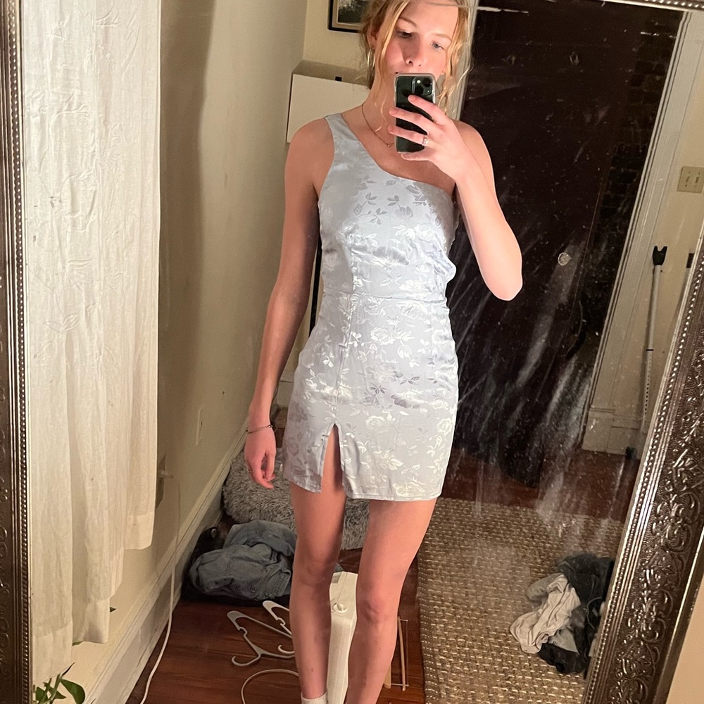 One-shoulder Blue Dress